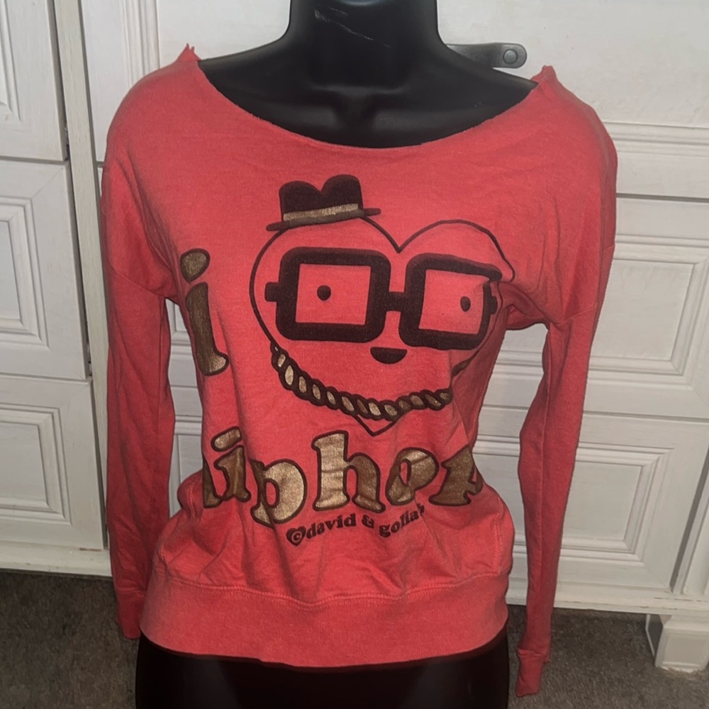 David & Goliath “ I love Hip hop” crop off the shoulder shirt. Size S/M